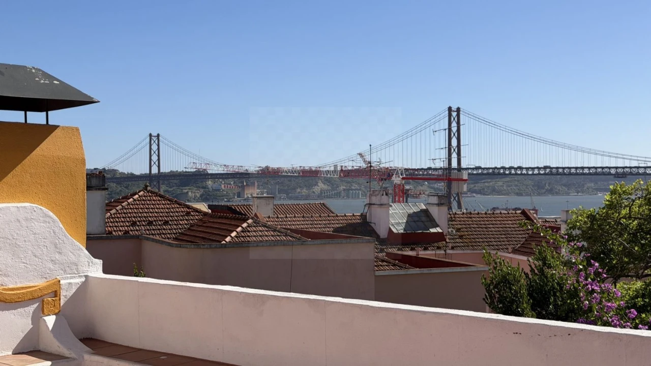 Moradia T4 para Arrendamento em Estrela Foto 29
