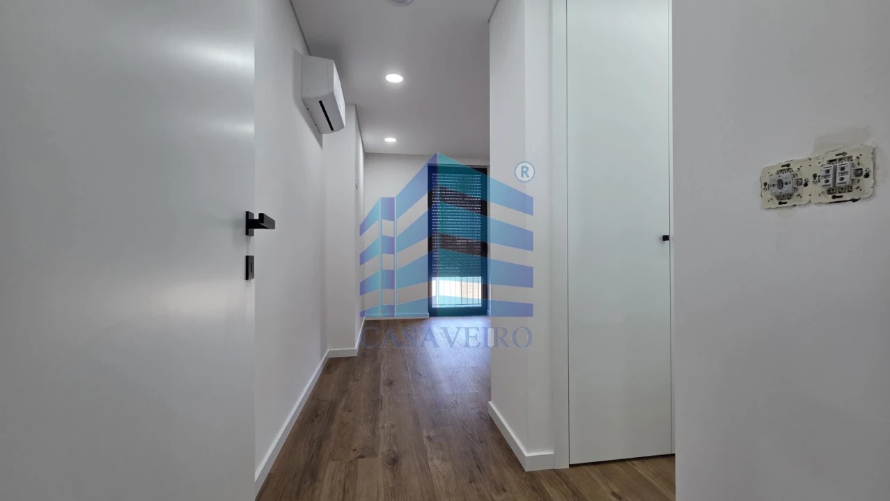 Apartamento T2 para Venda em São Bernardo Foto 26