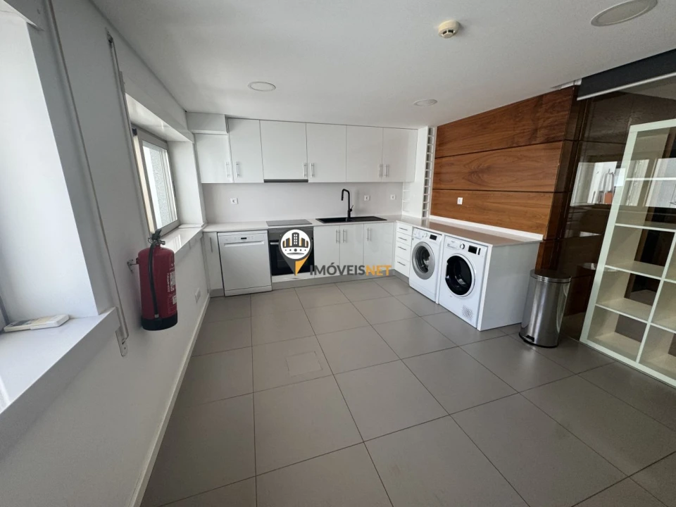 Apartamento T3 para Arrendamento em Castelo Branco Foto 17