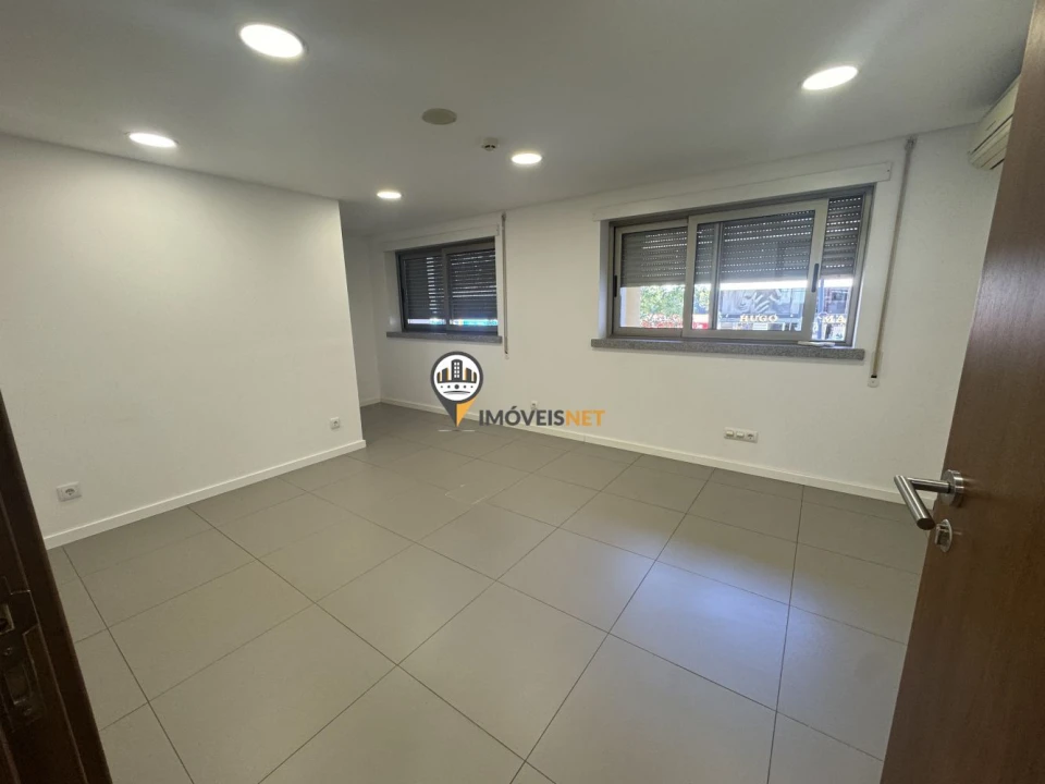 Apartamento T3 para Arrendamento em Castelo Branco Foto 4