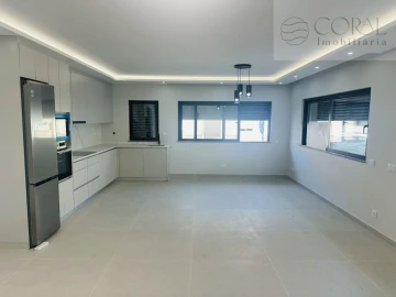 Moradia T3 para Venda em Faro (Sé e São Pedro)
