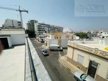 Moradia T3 para Venda em Faro (Sé e São Pedro)