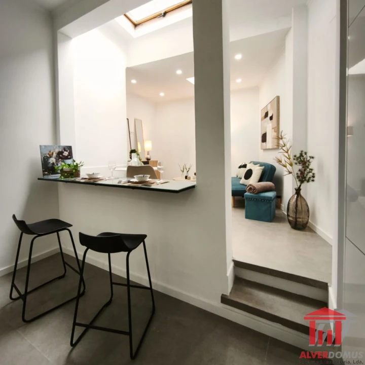 Apartamento T3 para Venda em Benfica Foto 4