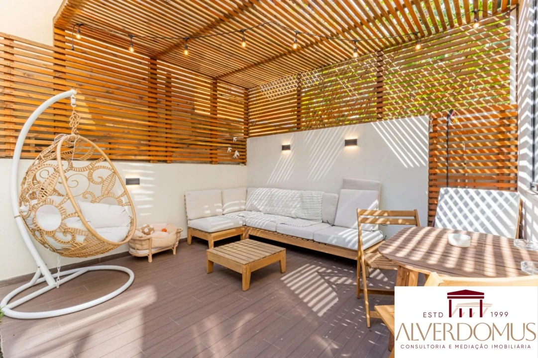 Apartamento T2 para Venda em Arroios Foto 2