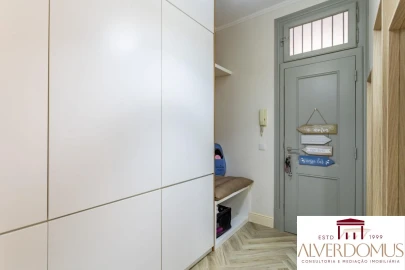 Apartamento T2 para Venda em Arroios