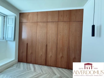 Apartamento T2 para Venda em Arroios