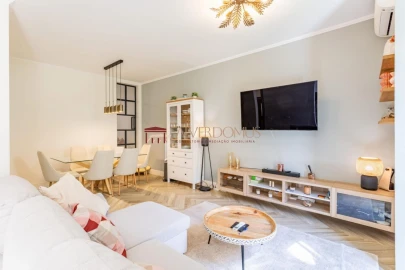 Apartamento T2 para Venda em Arroios