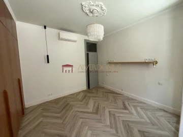 Apartamento T2 para Venda em Arroios