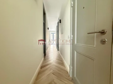Apartamento T2 para Venda em Arroios
