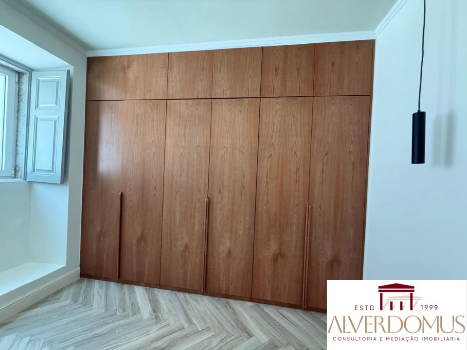 Apartamento T2 para Venda em Arroios Foto 27