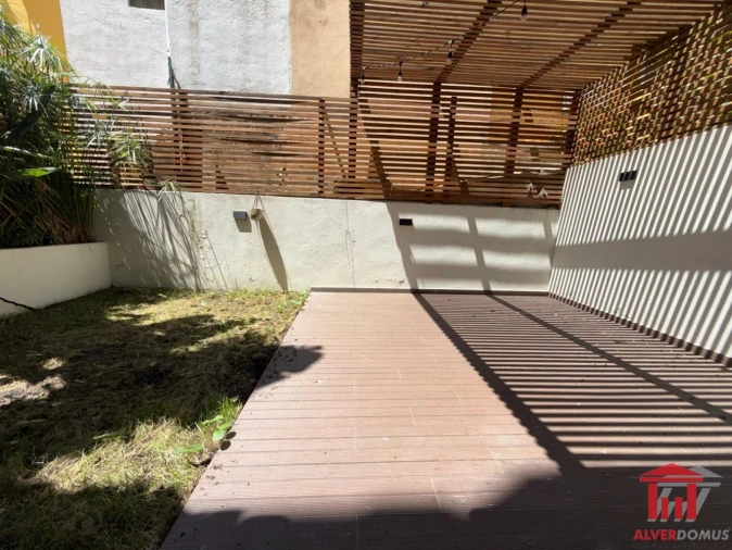 Apartamento T2 para Venda em Arroios Foto 23
