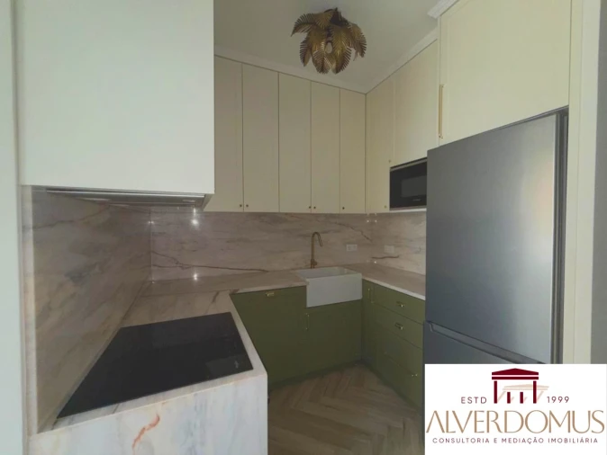 Apartamento T2 para Venda em Arroios Foto 38