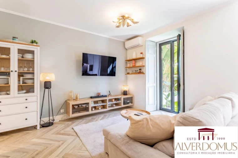 Apartamento T2 para Venda em Arroios Foto 11