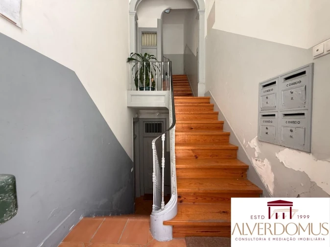 Apartamento T2 para Venda em Arroios Foto 44