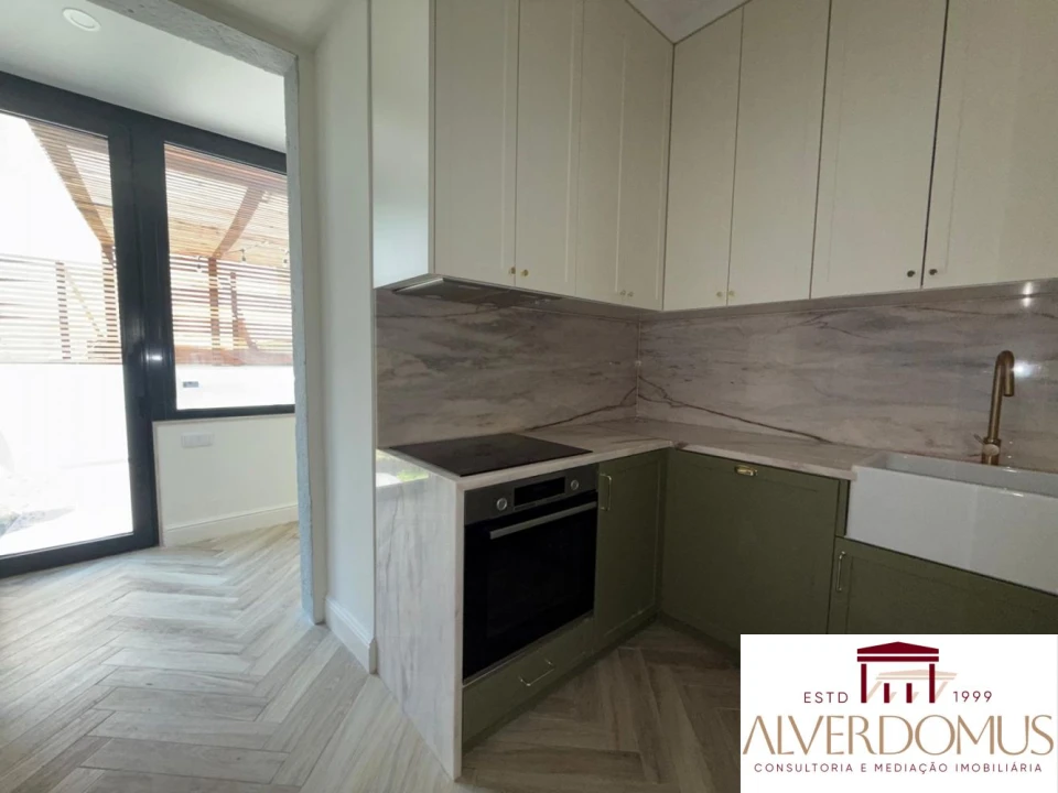 Apartamento T2 para Venda em Arroios Foto 40