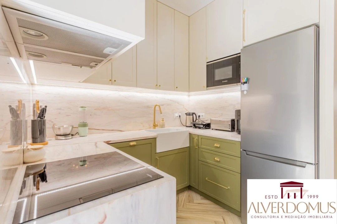 Apartamento T2 para Venda em Arroios Foto 8