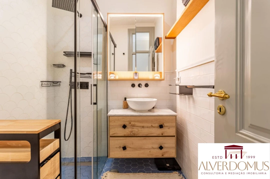 Apartamento T2 para Venda em Arroios Foto 18