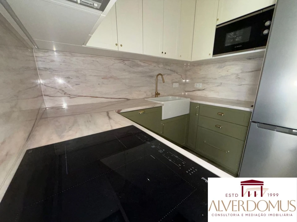 Apartamento T2 para Venda em Arroios Foto 39