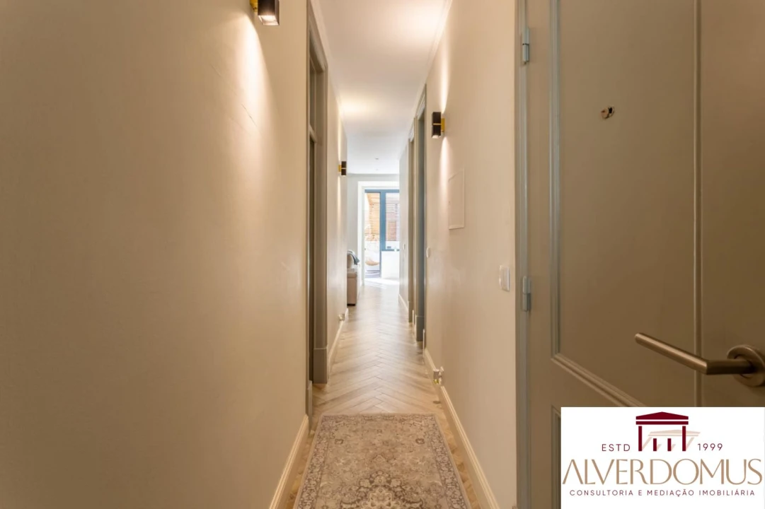 Apartamento T2 para Venda em Arroios Foto 21