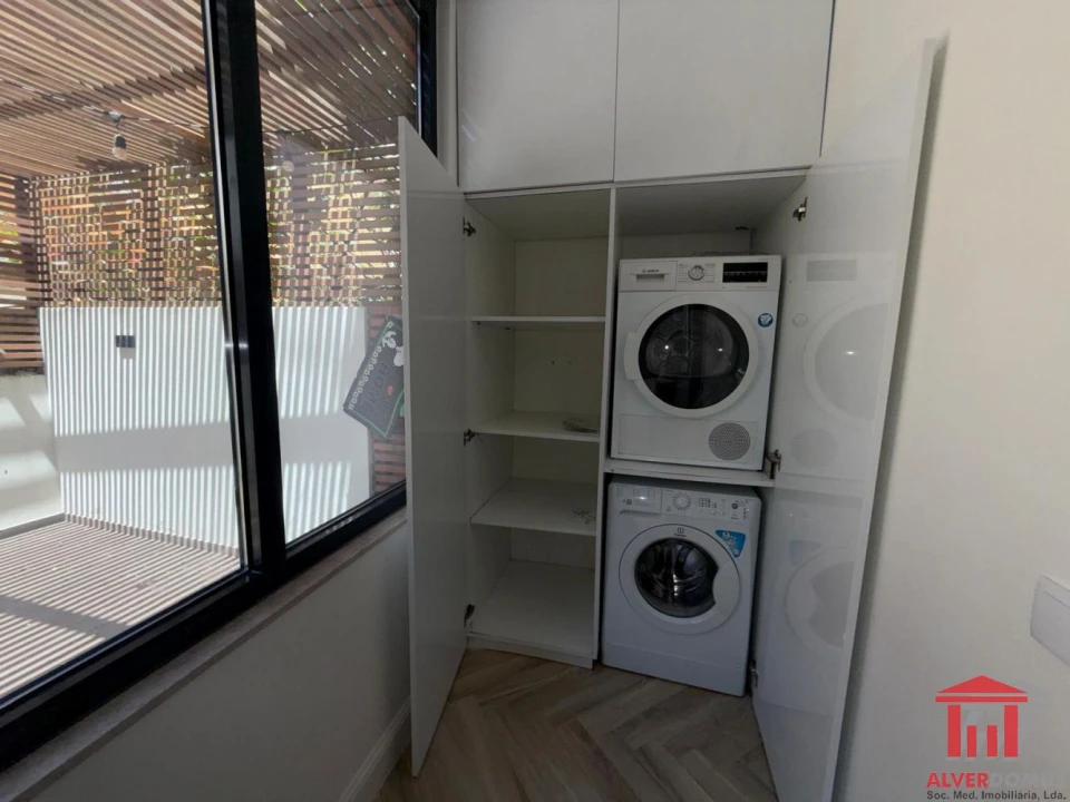 Apartamento T2 para Venda em Arroios Foto 43