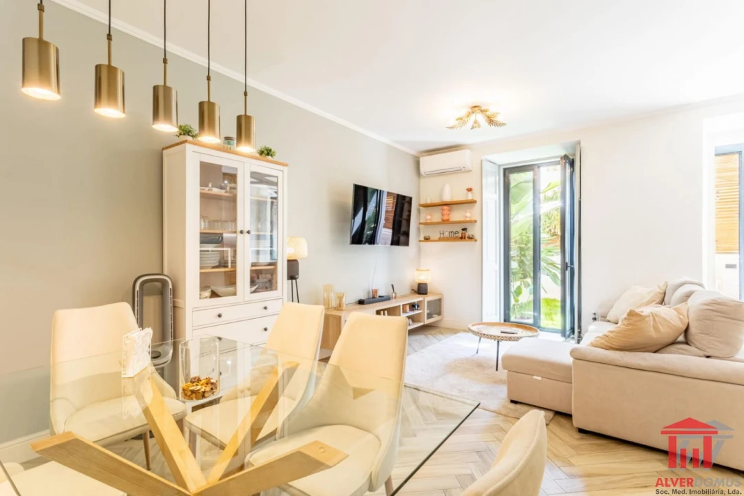 Apartamento T2 para Venda em Arroios Foto 10