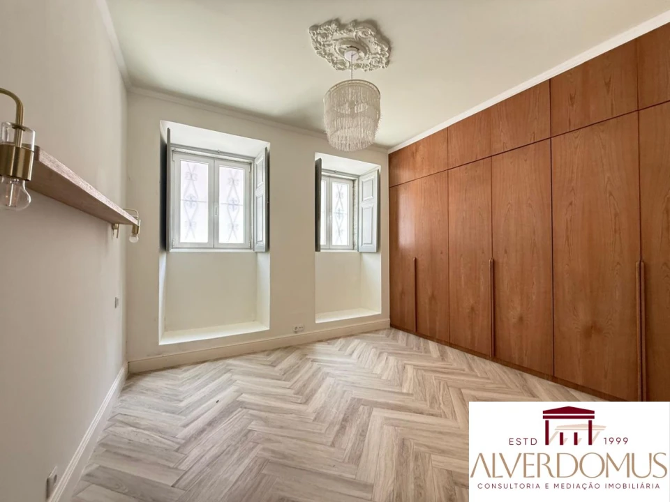 Apartamento T2 para Venda em Arroios Foto 28