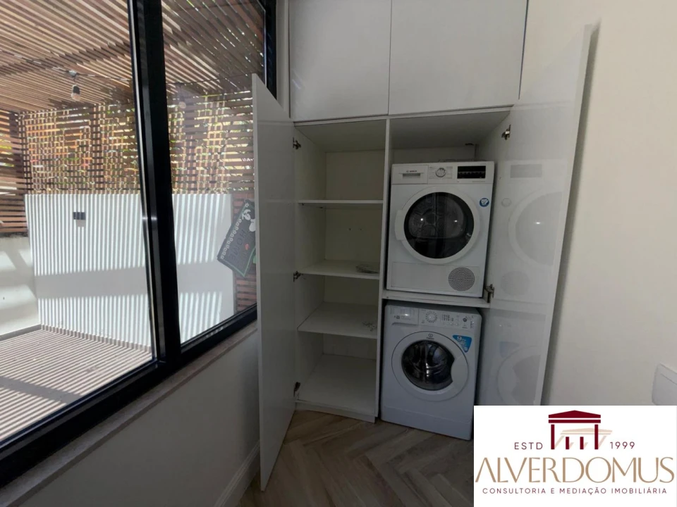 Apartamento T2 para Venda em Arroios Foto 43