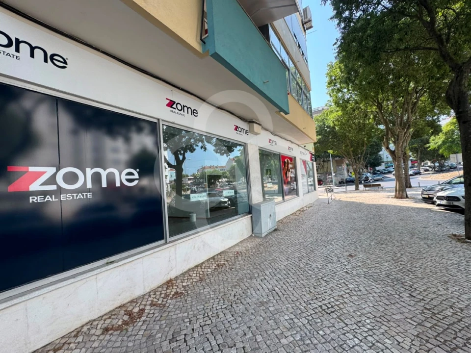 Loja para Venda em Benfica Foto 1