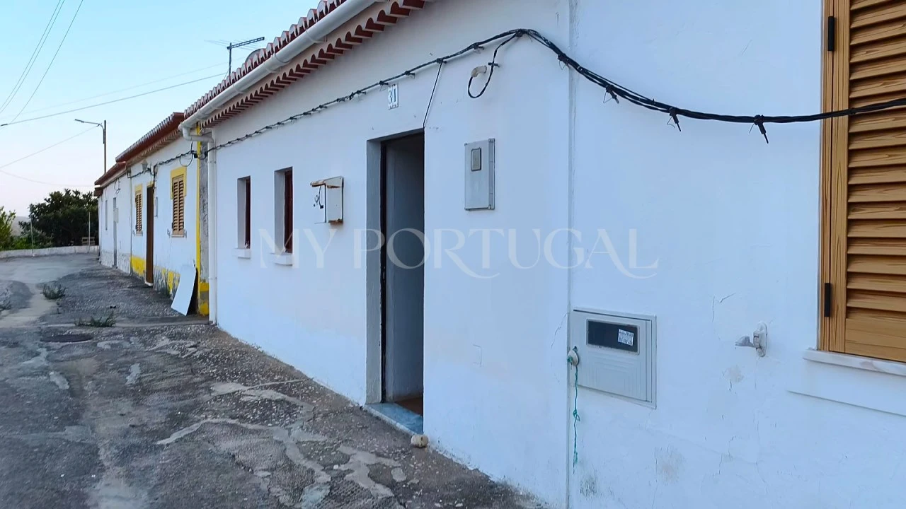 Moradia T2 para Venda em Aljezur Foto 1