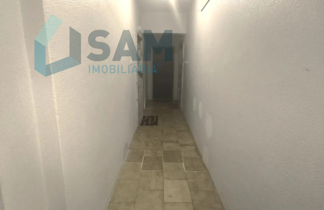 Apartamento T1 para Venda em Massamá e Monte Abraão Foto 3