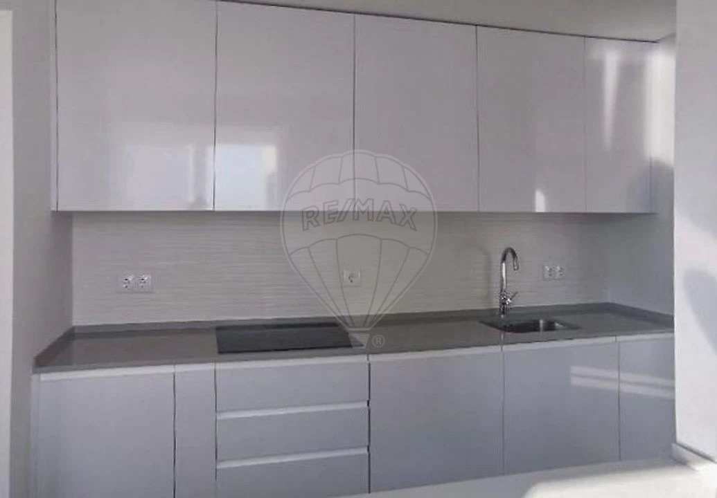 Apartamento T3 para Arrendamento em Odivelas Foto 13