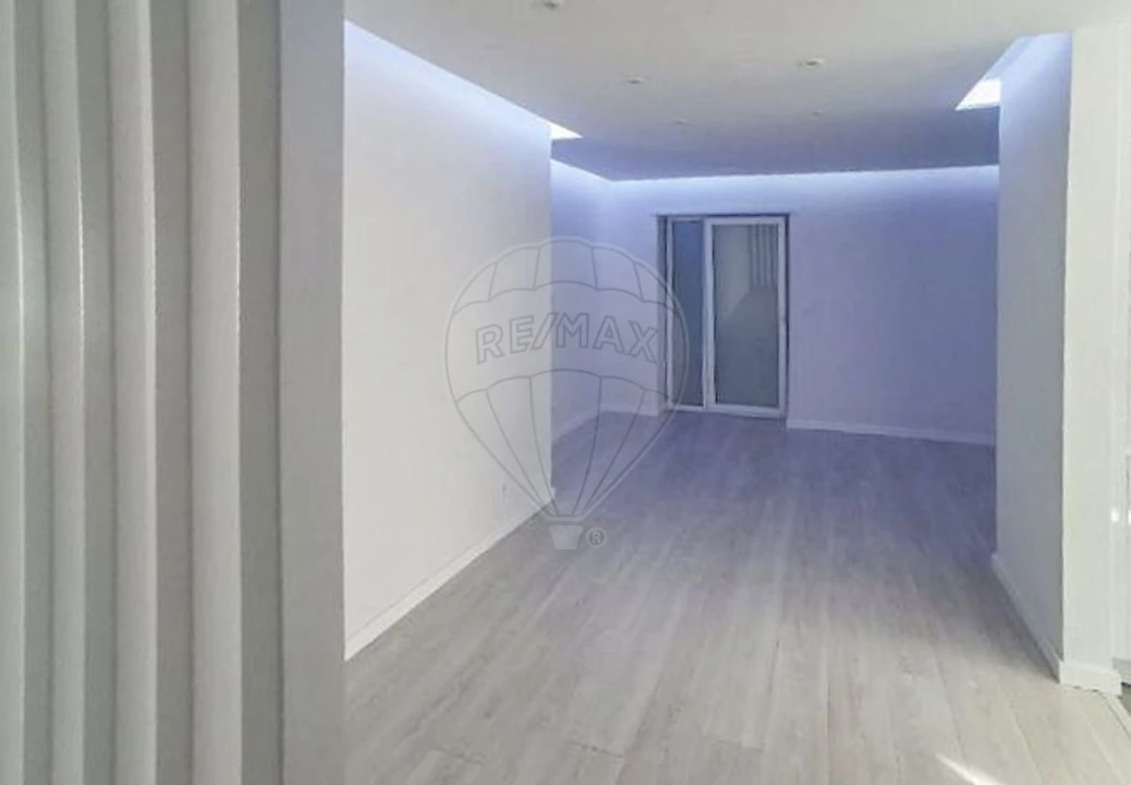 Apartamento T3 para Arrendamento em Odivelas Foto 5