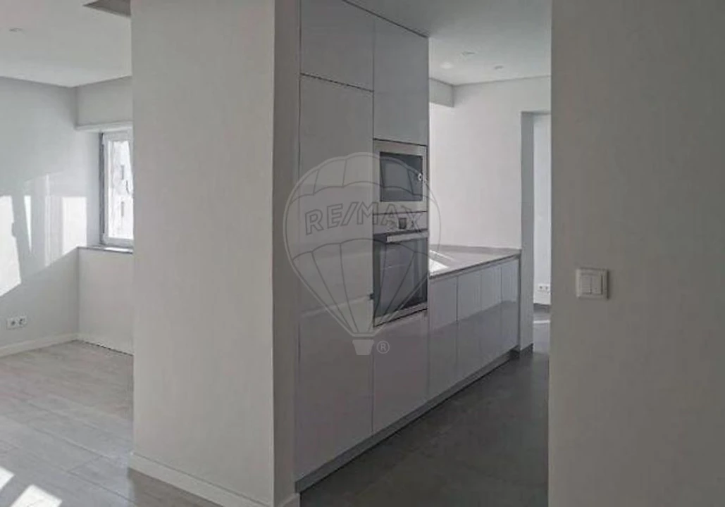 Apartamento T3 para Arrendamento em Odivelas Foto 16