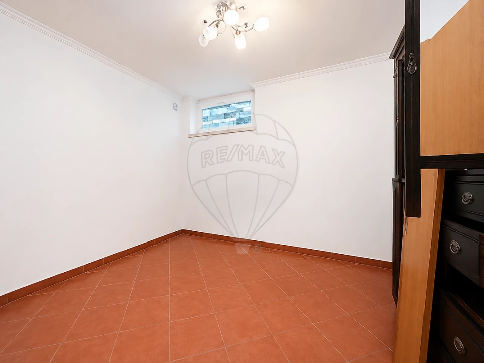 Moradia T4 para Venda em Azeitão (São Lourenço e São Simão) Foto 30