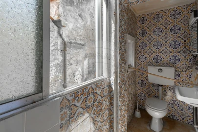 Prédio para Venda em Santa Marinha e São Pedro da Afurada