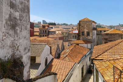 Prédio para Venda em Santa Marinha e São Pedro da Afurada