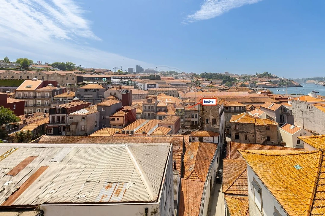 Prédio para Venda em Santa Marinha e São Pedro da Afurada Foto 25