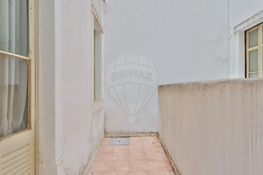 Apartamento T6 para Venda em Arroios Foto 15