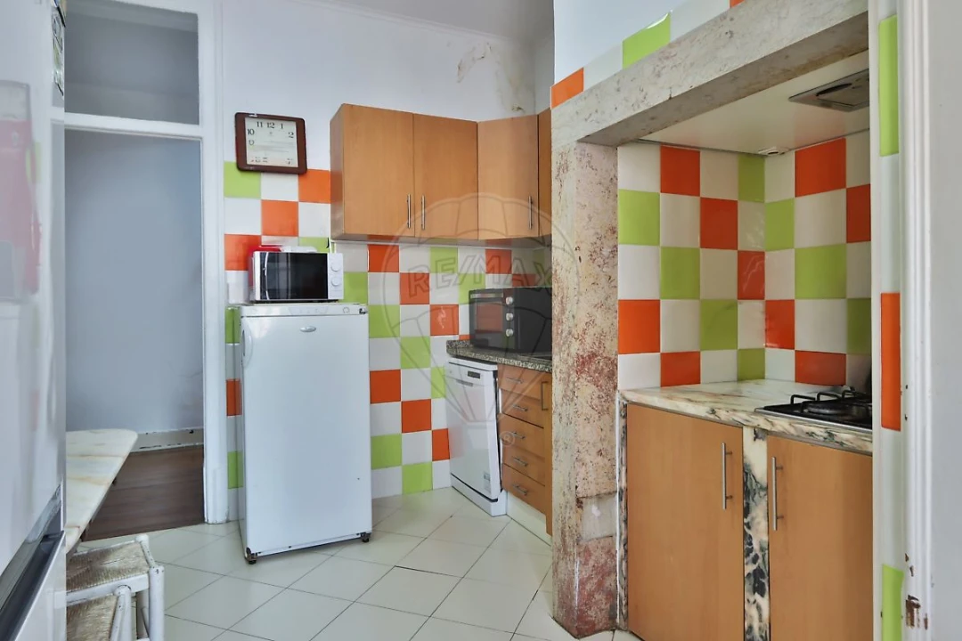 Apartamento T6 para Venda em Arroios Foto 9