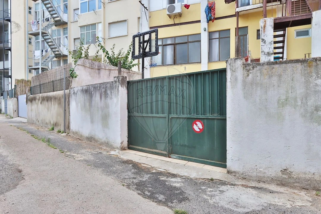 Apartamento T6 para Venda em Arroios Foto 27