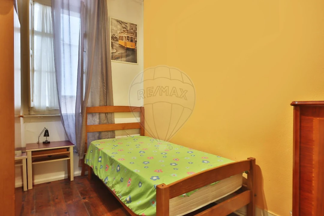 Apartamento T6 para Venda em Arroios Foto 12