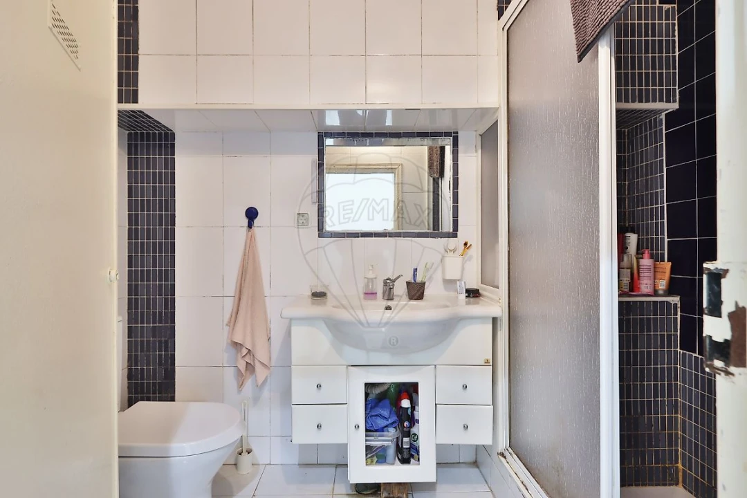 Apartamento T6 para Venda em Arroios Foto 23