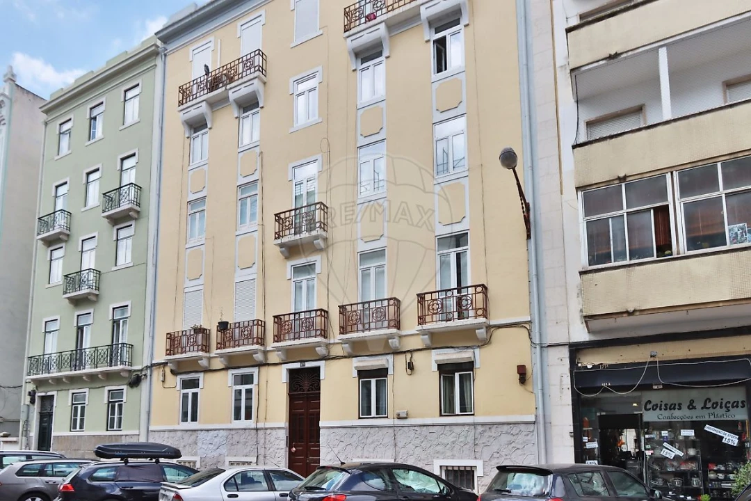 Apartamento T6 para Venda em Arroios Foto 29