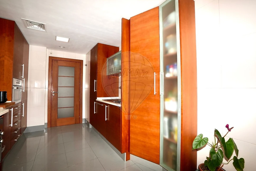 Apartamento T1 para Venda em Alverca do Ribatejo e Sobralinho Foto 6