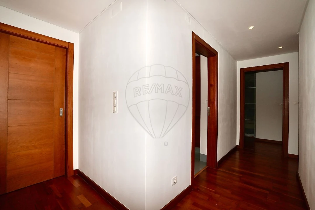 Apartamento T1 para Venda em Alverca do Ribatejo e Sobralinho Foto 13