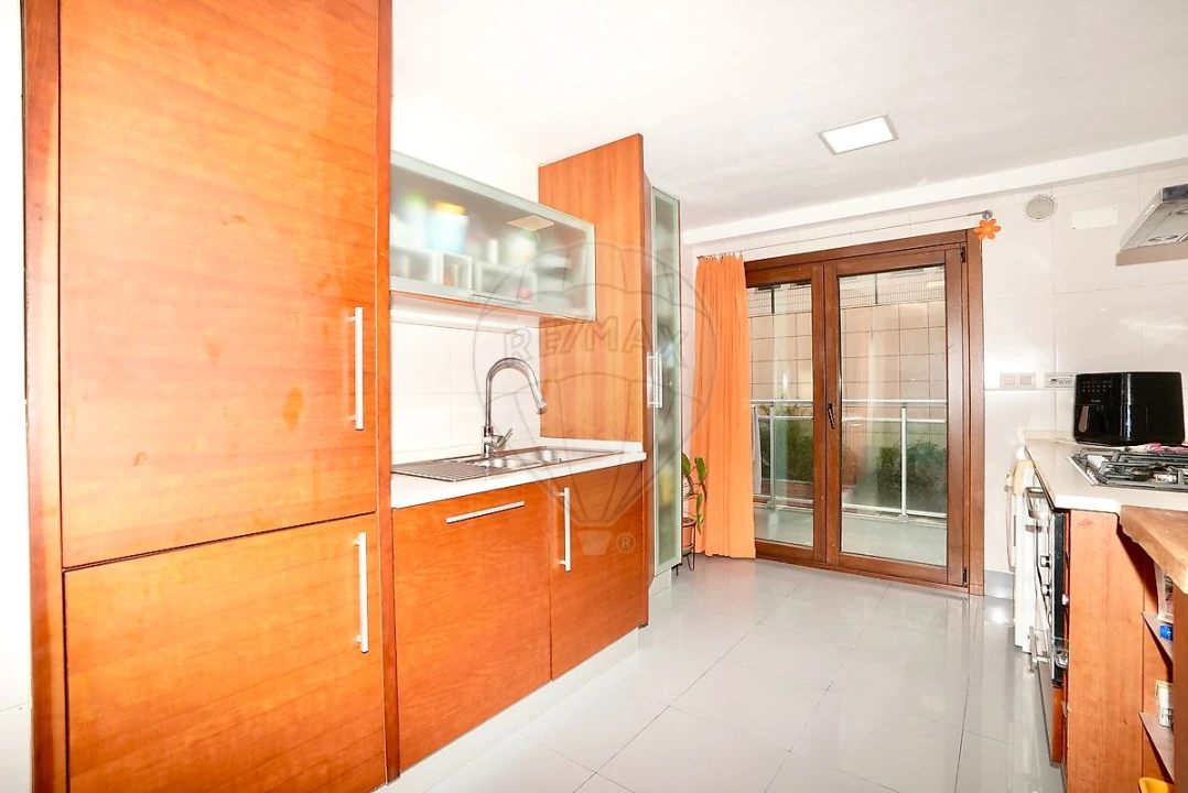Apartamento T1 para Venda em Alverca do Ribatejo e Sobralinho Foto 5