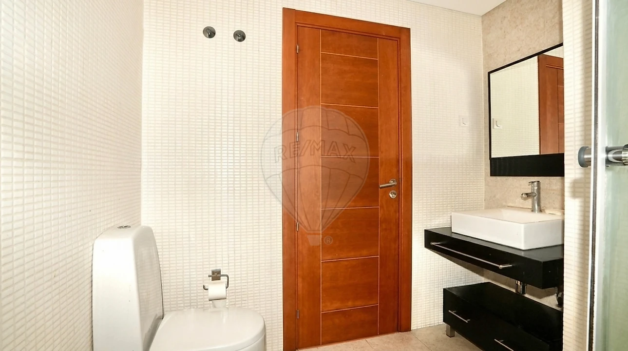 Apartamento T1 para Venda em Alverca do Ribatejo e Sobralinho Foto 12