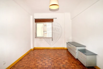 Apartamento T3 para Venda em Alverca do Ribatejo e Sobralinho