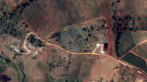 Terreno para Venda em Olhalvo