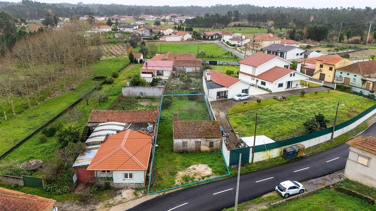 Moradia T2 para Venda em Covões e Camarneira Foto 14